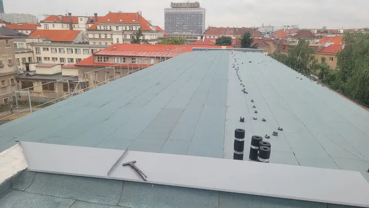 Plochá střecha před položením fólie